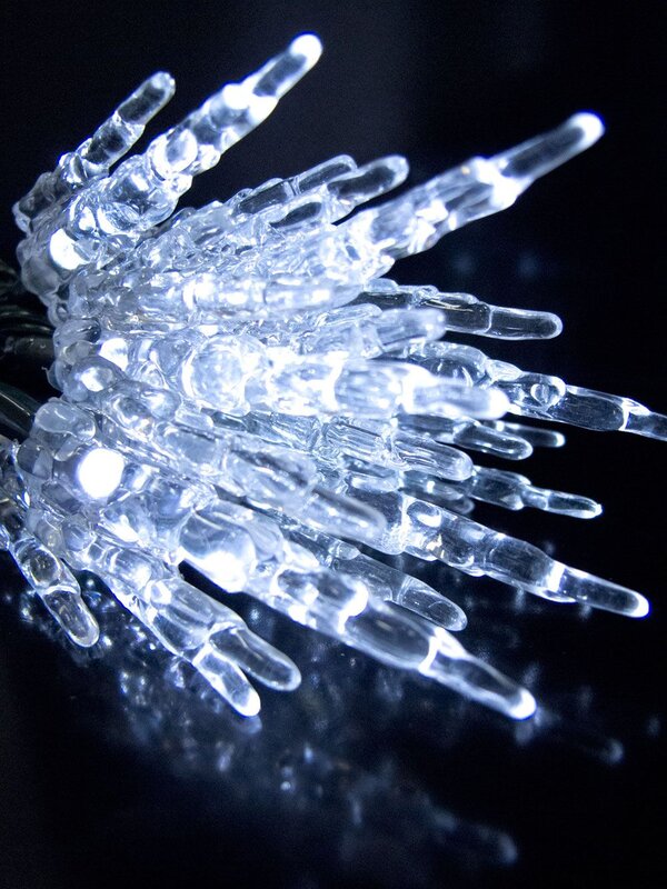 40 Cool White Lighting Connect LED Icicle Tips String Light - 5m