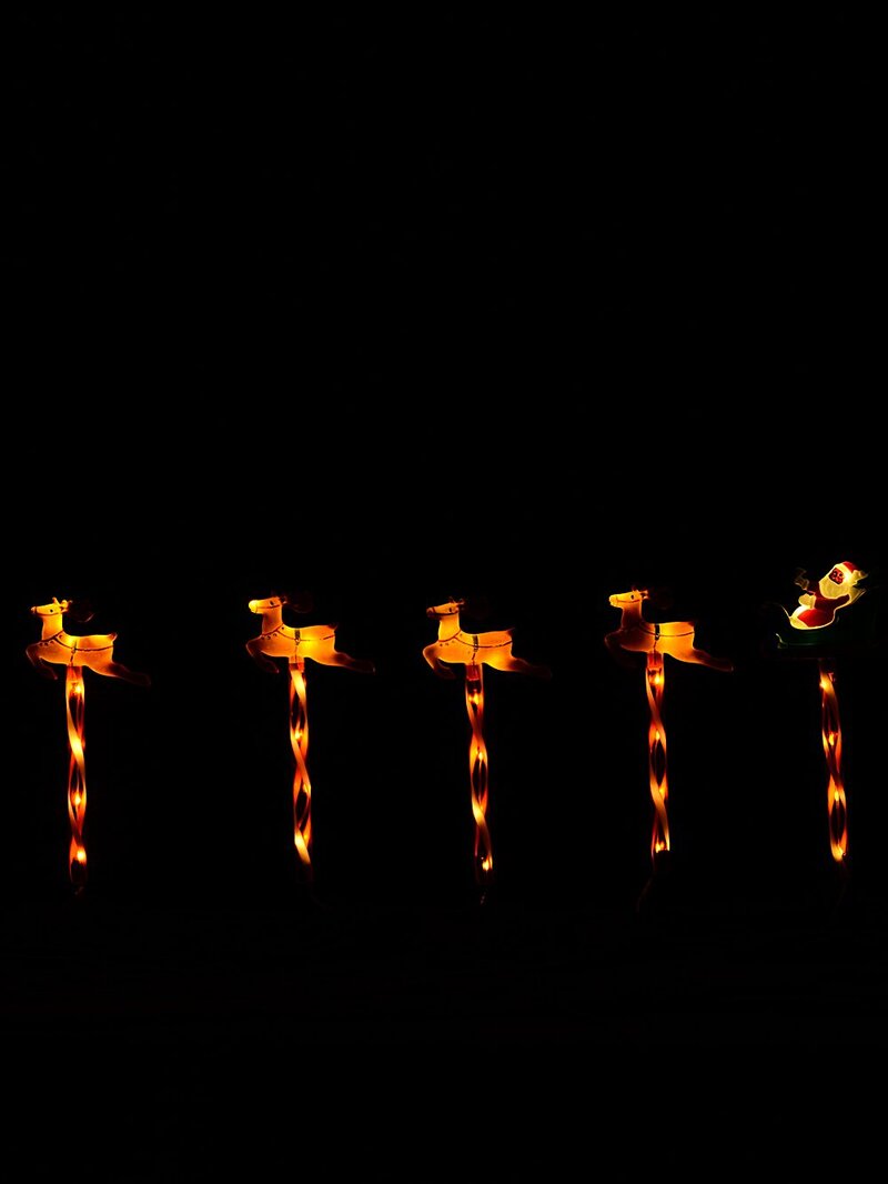 5x LED Santa & Reindeer Path Lights - Hybrid Solar & Electric Stakes | 40cm — image 3