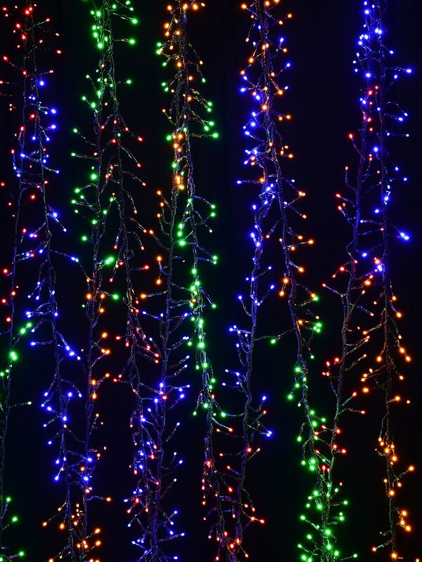 Multi Colour 800 LED Firecracker Cluster String Light - 10m