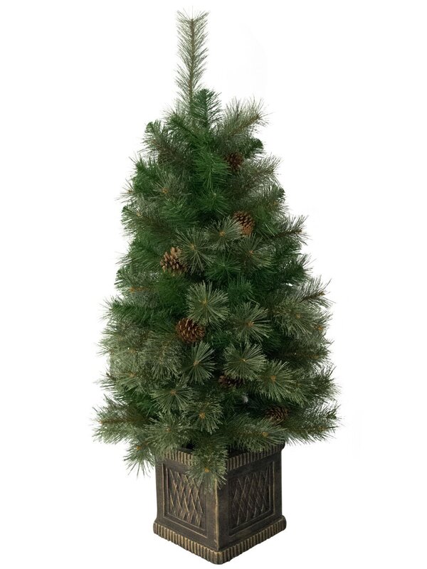 Stratford Mixed Pine Potted Christmas Tree - 1.1m